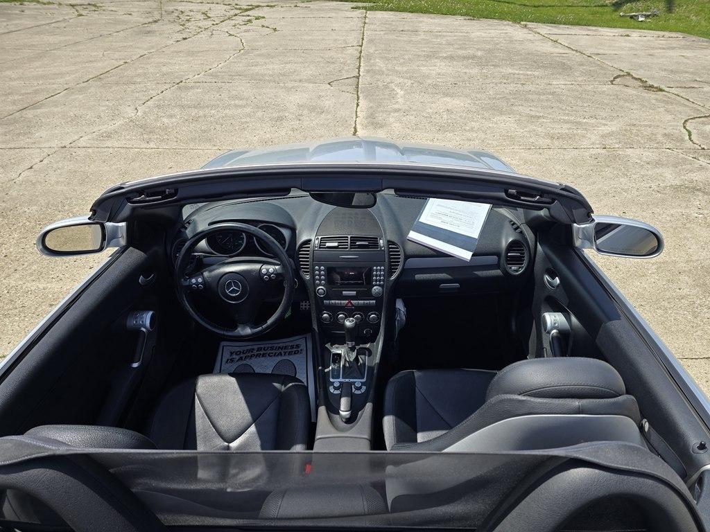 Mercedes-Benz SLK-Class Roadster 3.5L 2006