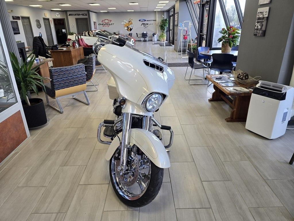 Harley-Davidson Street Glide  2014
