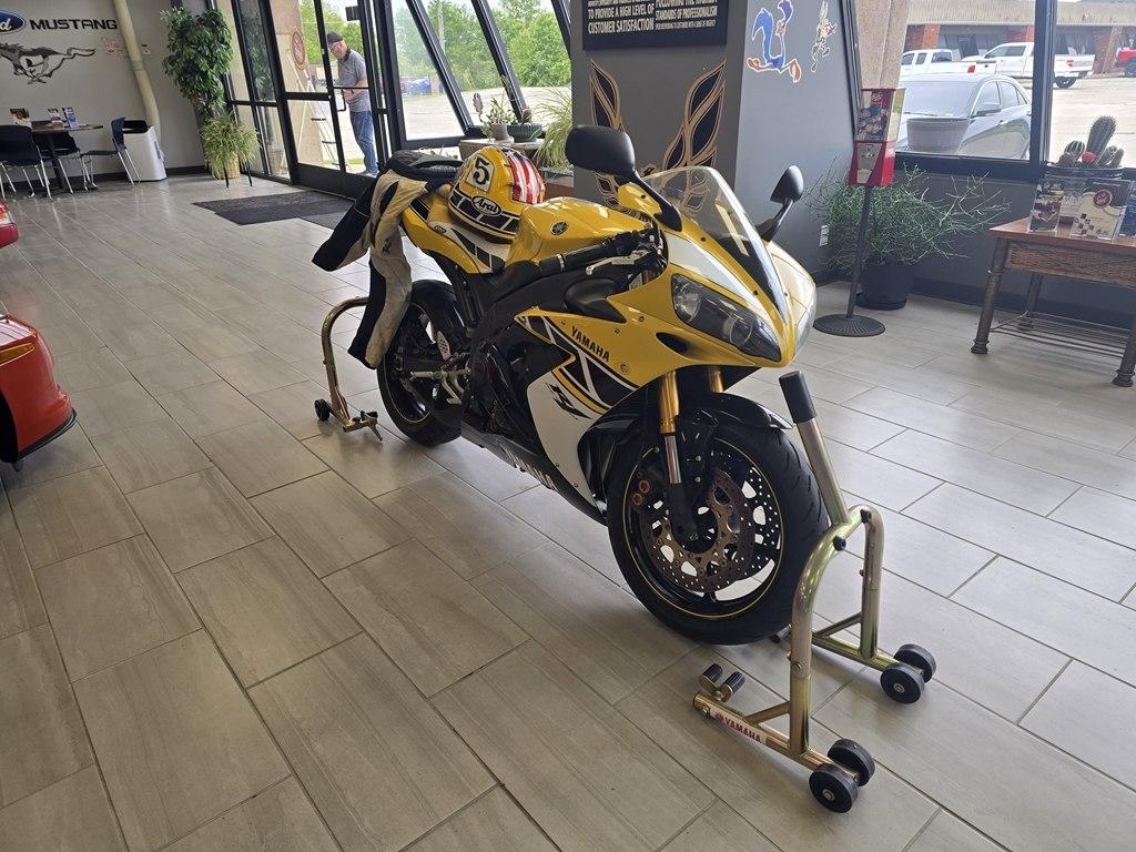 Yamaha YZFR1  2006