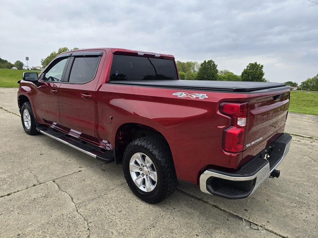 Chevrolet Silverado 1500 4WD Crew Cab 147" LT w/1LT 2021