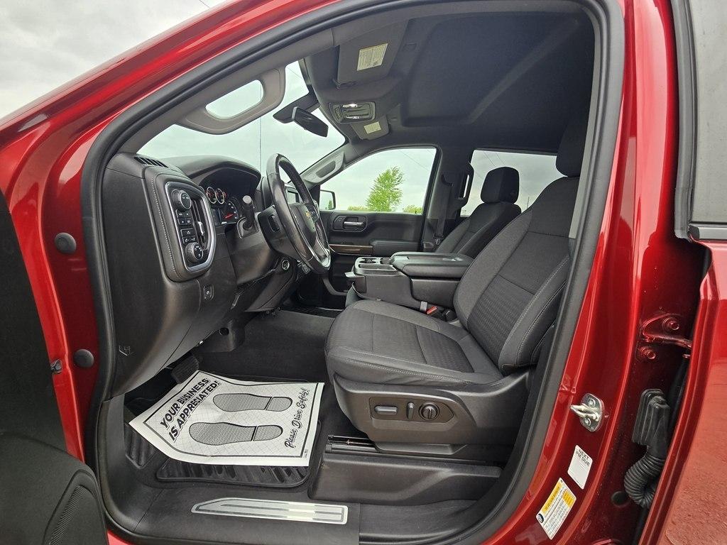 Chevrolet Silverado 1500 4WD Crew Cab 147" LT w/1LT 2021