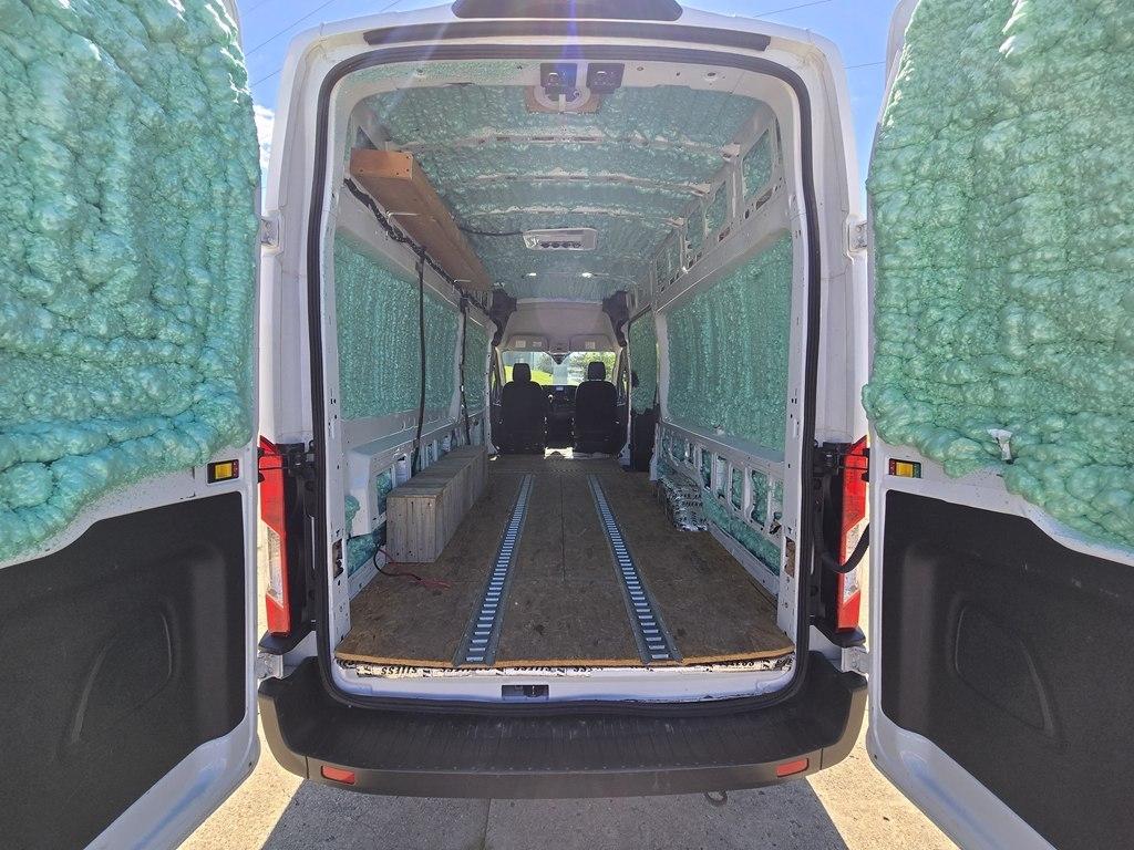 Ford Transit Cargo Van T-250 148" EL Hi Rf 9070 GVWR RWD 2023