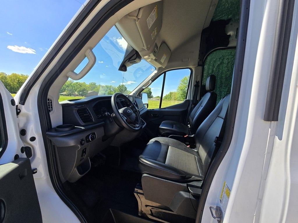 Ford Transit Cargo Van T-250 148" EL Hi Rf 9070 GVWR RWD 2023