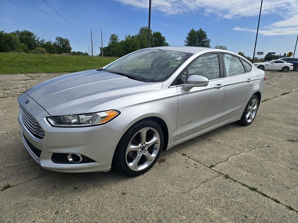 2014 Ford Fusion SE Hybrid's photo