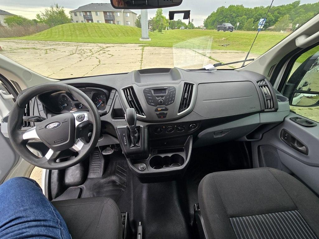 Ford Transit Van T-250 148" Med Rf 9000 GVWR Sliding RH Dr 2019