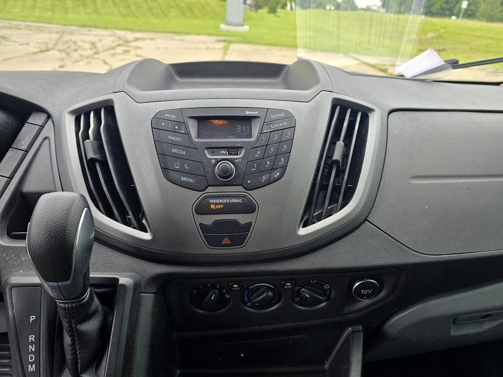Ford Transit Van T-250 148" Med Rf 9000 GVWR Sliding RH Dr 2019