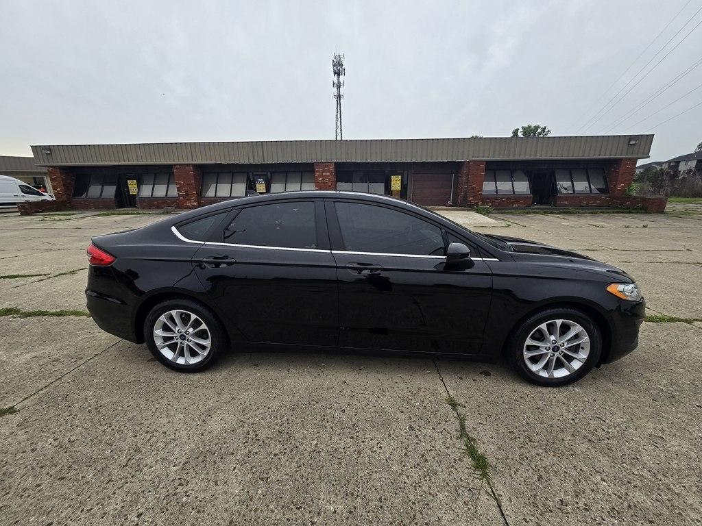 Ford Fusion SE FWD 2020