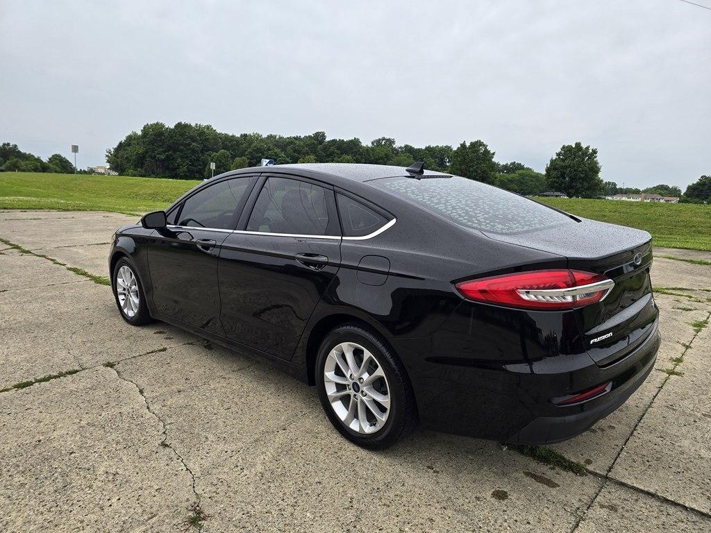 Ford Fusion SE FWD 2020