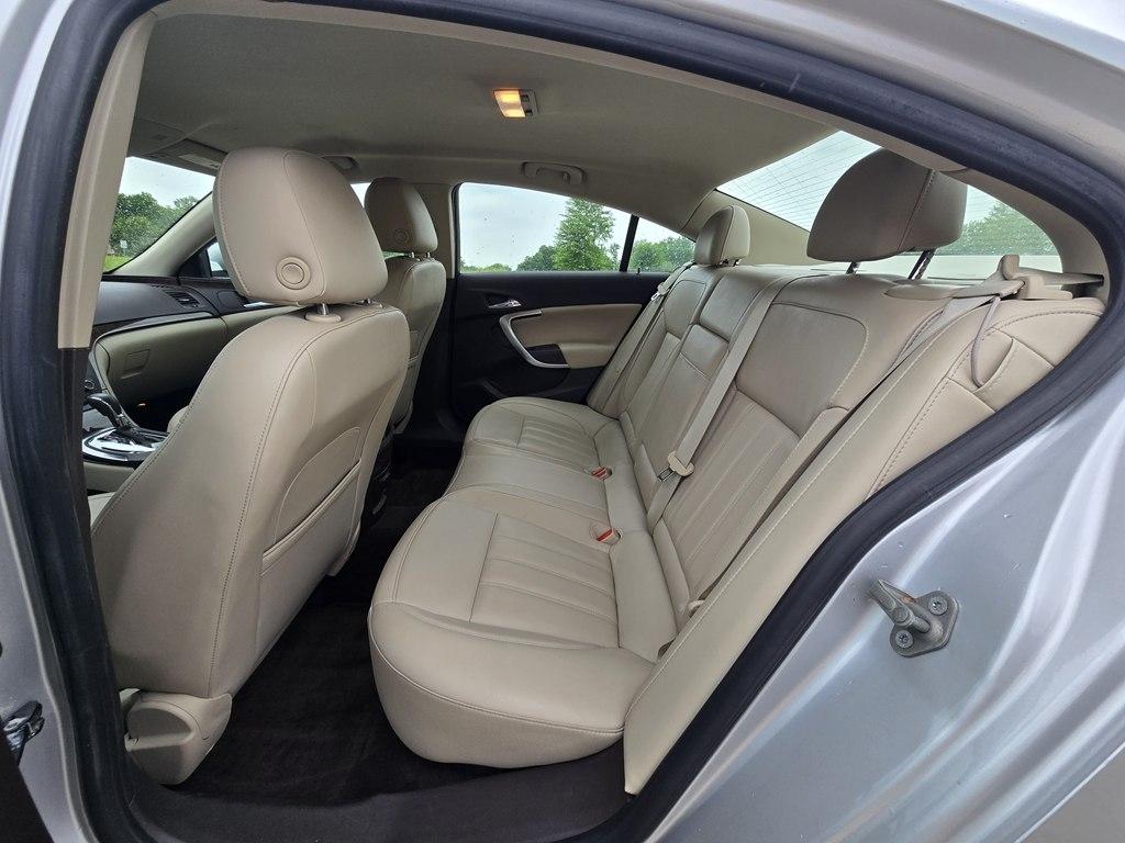 Buick Regal 4dr Sdn Turbo Premium 1 2012