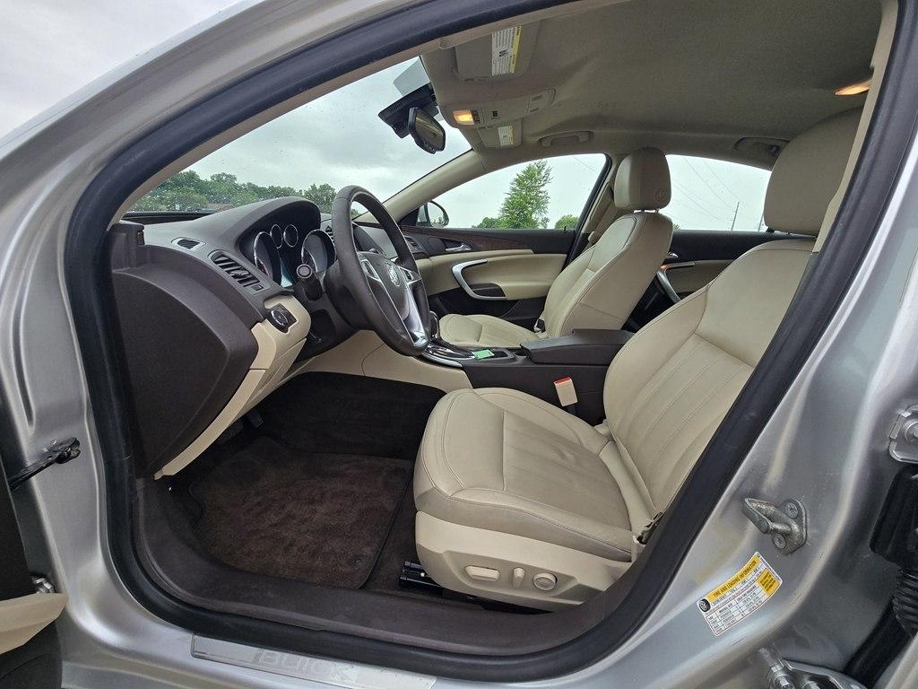 Buick Regal 4dr Sdn Turbo Premium 1 2012