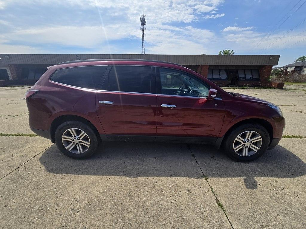 Chevrolet Traverse AWD 4dr LT w/2LT 2015