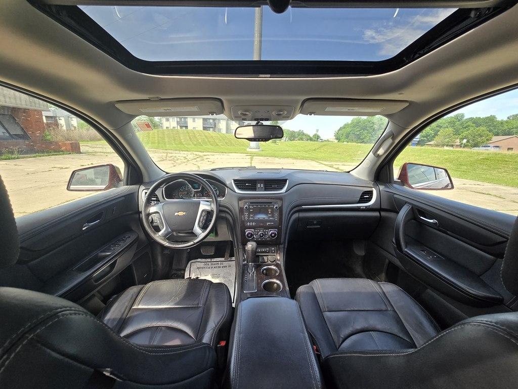 Chevrolet Traverse AWD 4dr LT w/2LT 2015