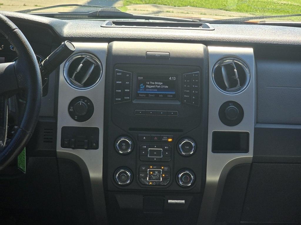 Ford F-150 4WD SuperCrew 145" Platinum 2014