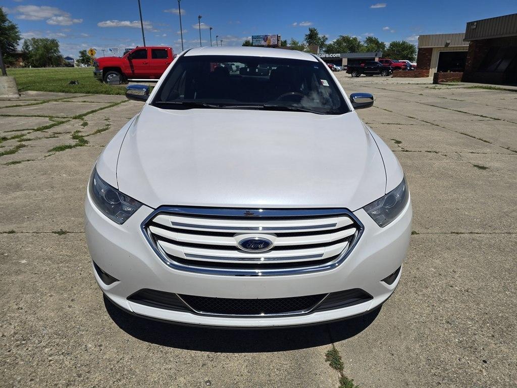 Ford Taurus 4dr Sdn Limited FWD 2014