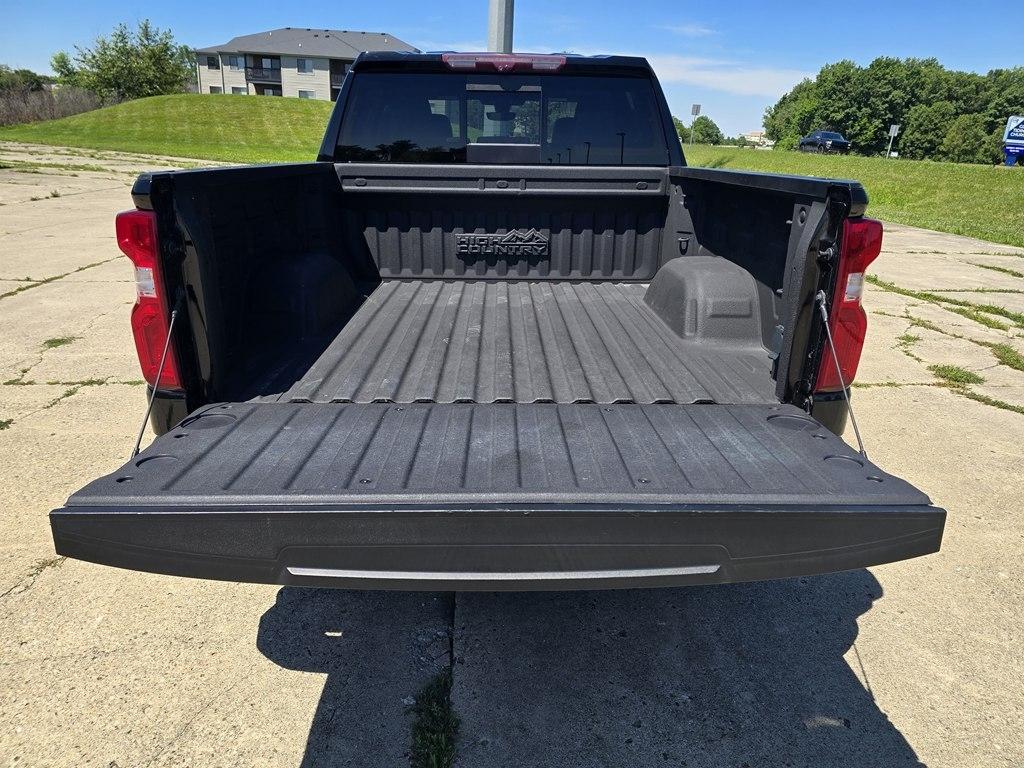 Chevrolet Silverado 1500 4WD Crew Cab 147" High Country 2020