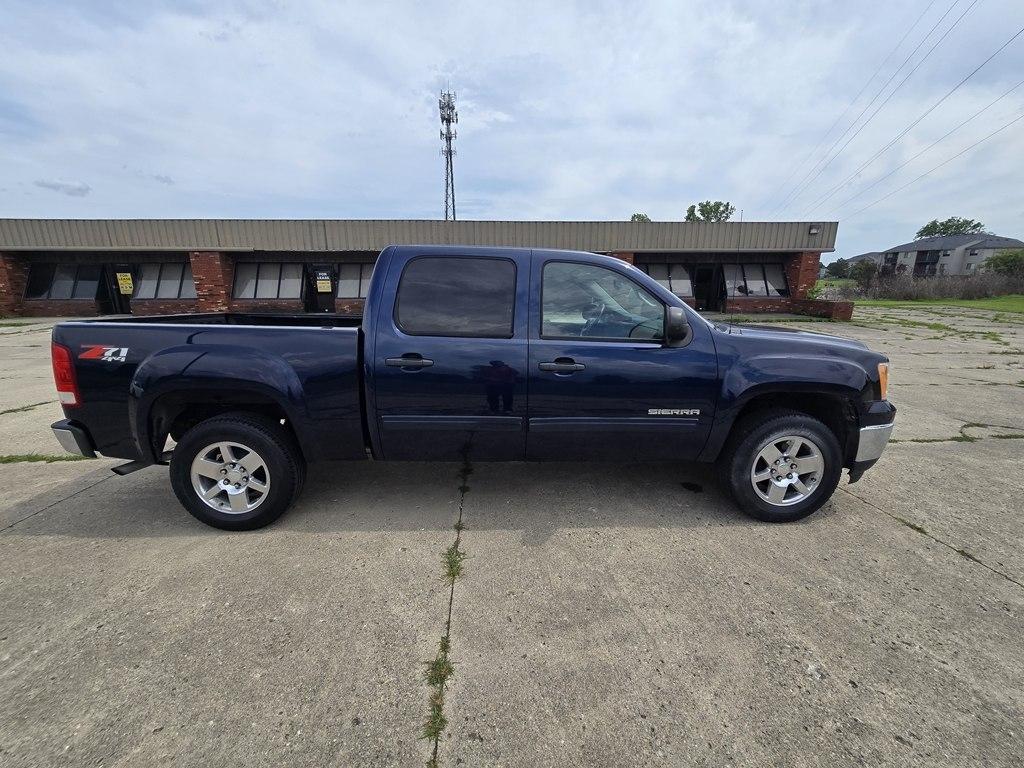 GMC Sierra 1500 4WD Crew Cab 143.5" SLE 2011