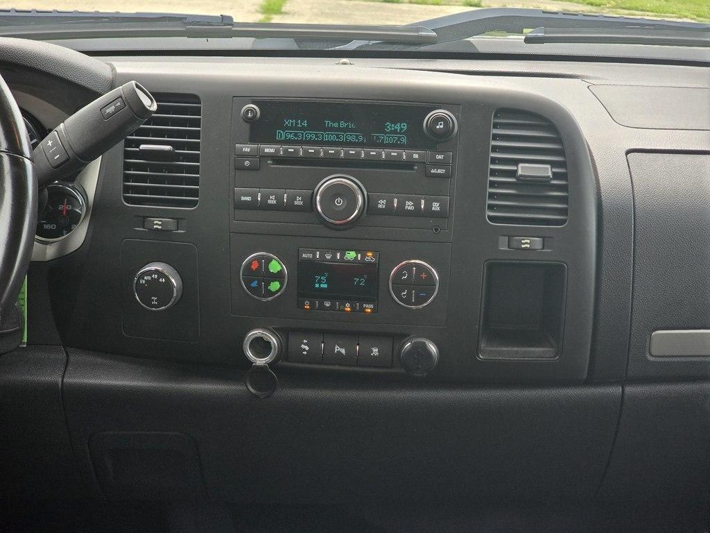 GMC Sierra 1500 4WD Crew Cab 143.5" SLE 2011