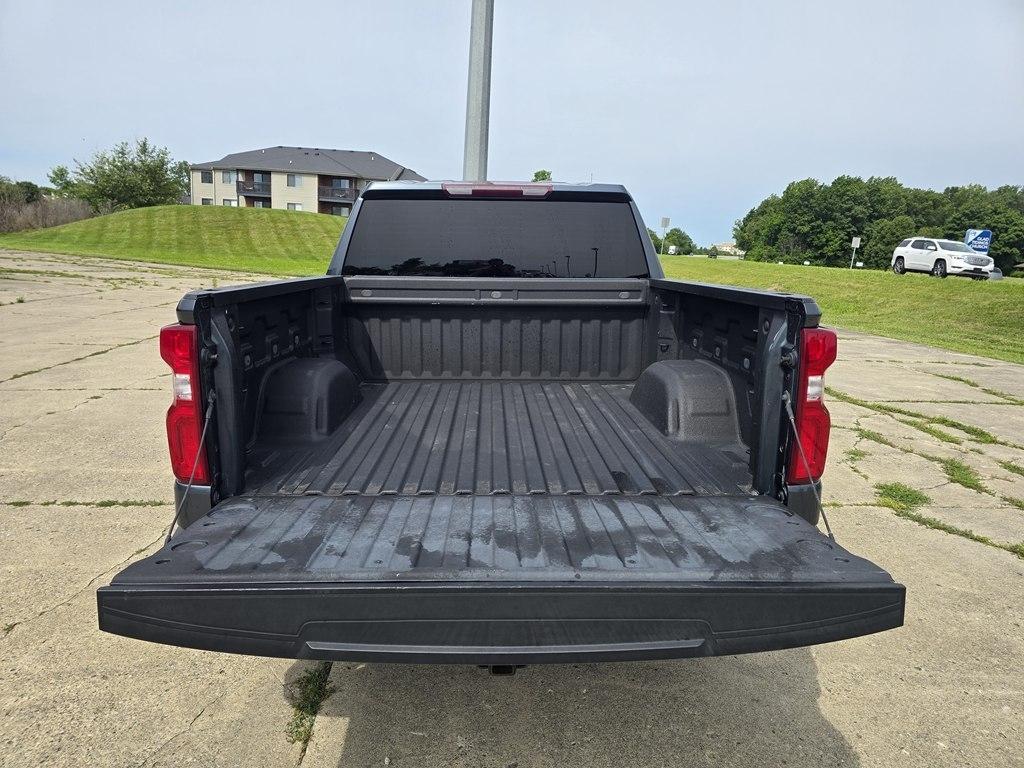 Chevrolet Silverado 1500 4WD Crew Cab 147" RST 2021