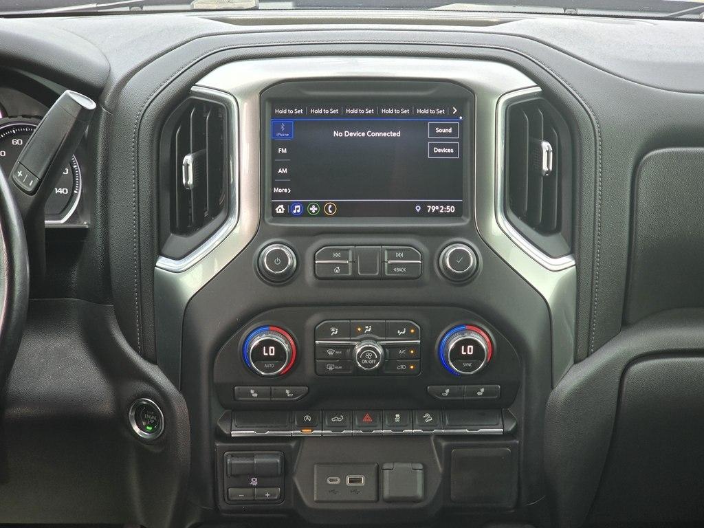 Chevrolet Silverado 1500 4WD Crew Cab 147" RST 2021