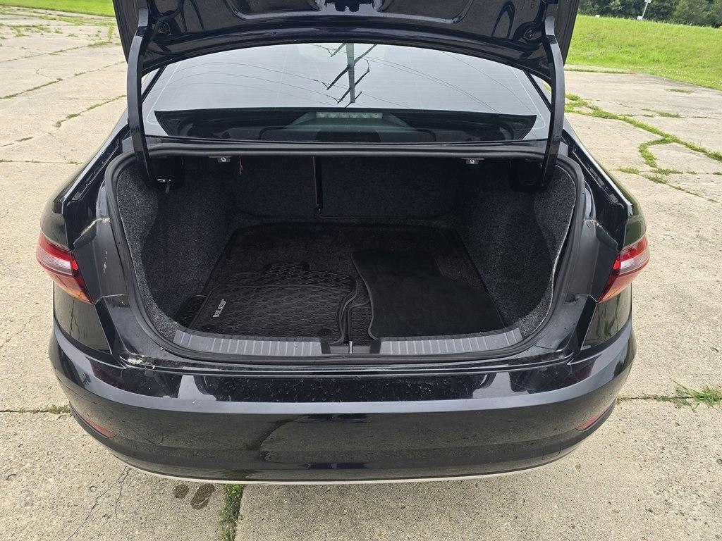 Volkswagen Jetta SEL Auto w/SULEV 2019