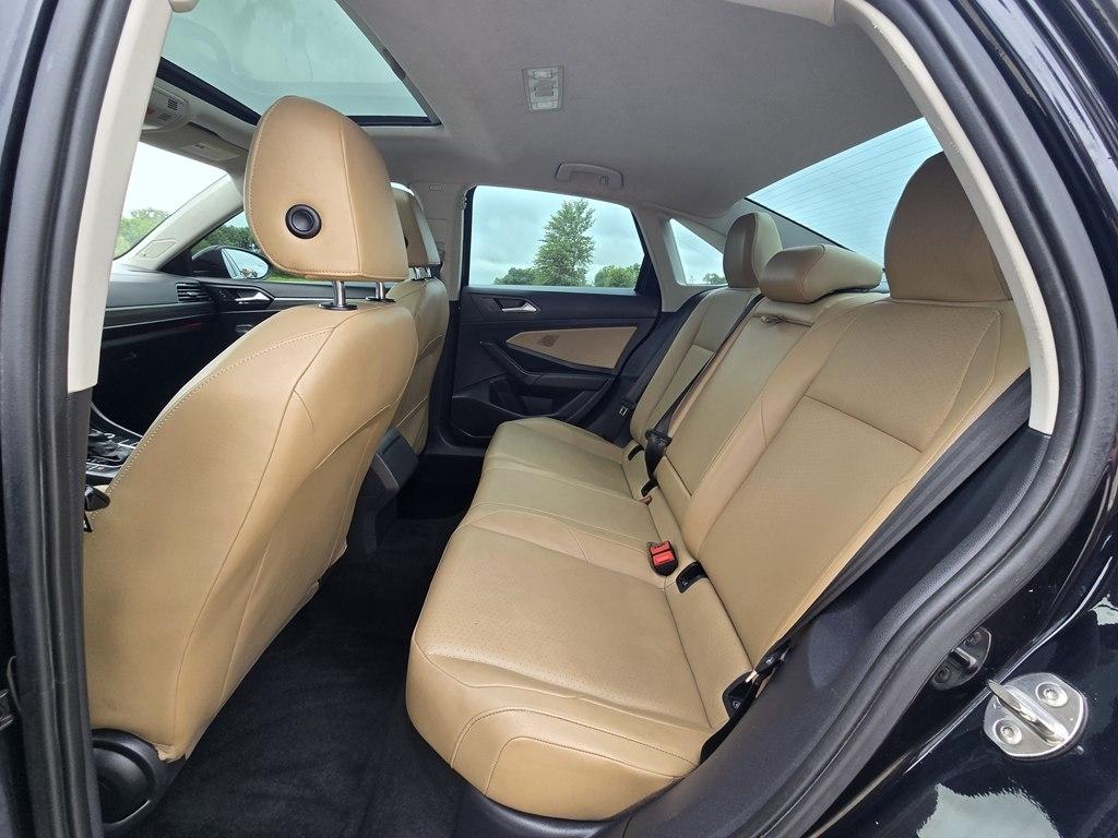 Volkswagen Jetta SEL Auto w/SULEV 2019