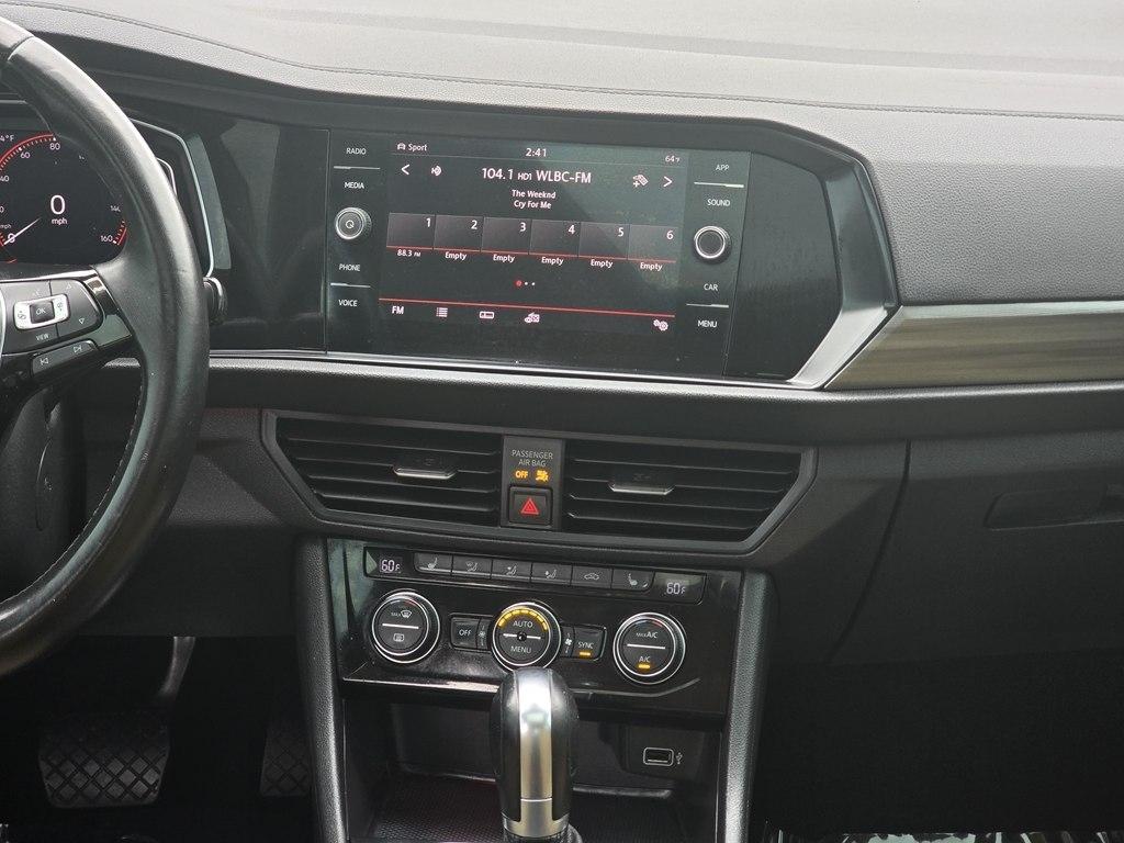Volkswagen Jetta SEL Auto w/SULEV 2019