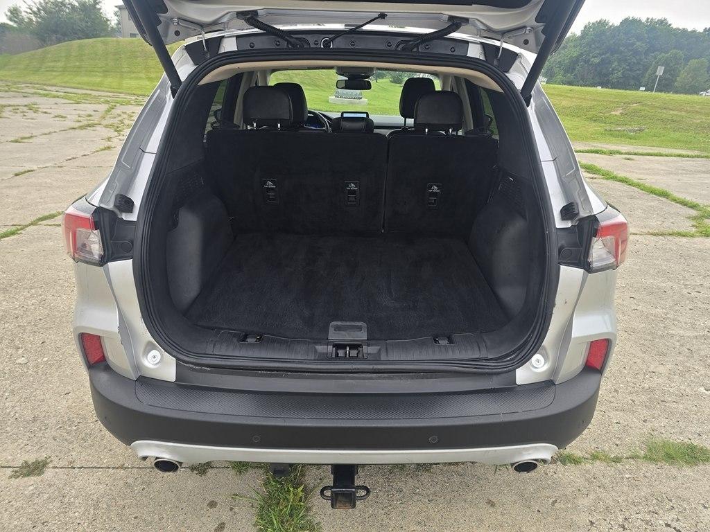 Ford Escape Titanium Hybrid FWD 2020