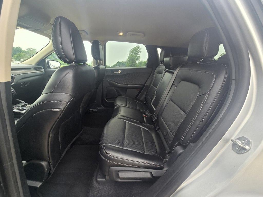 Ford Escape Titanium Hybrid FWD 2020