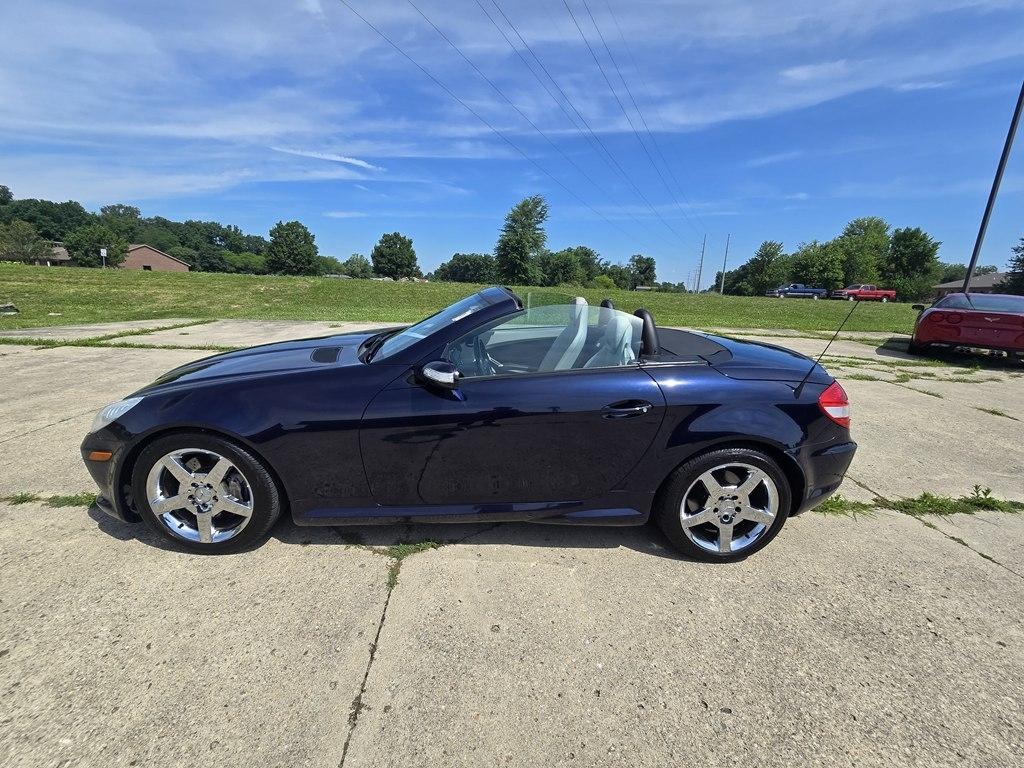 Mercedes-Benz SLK-Class Roadster 3.5L 2005