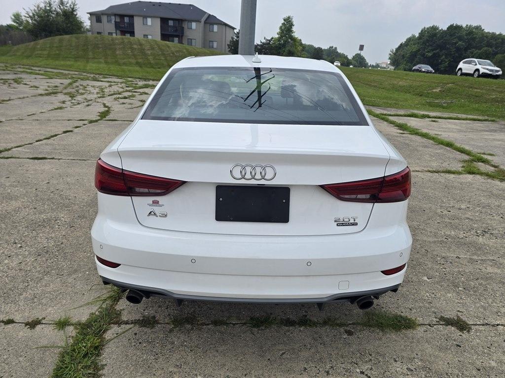 Audi A3 Sedan 2.0 TFSI Tech Premium Plus quattro AWD 2018