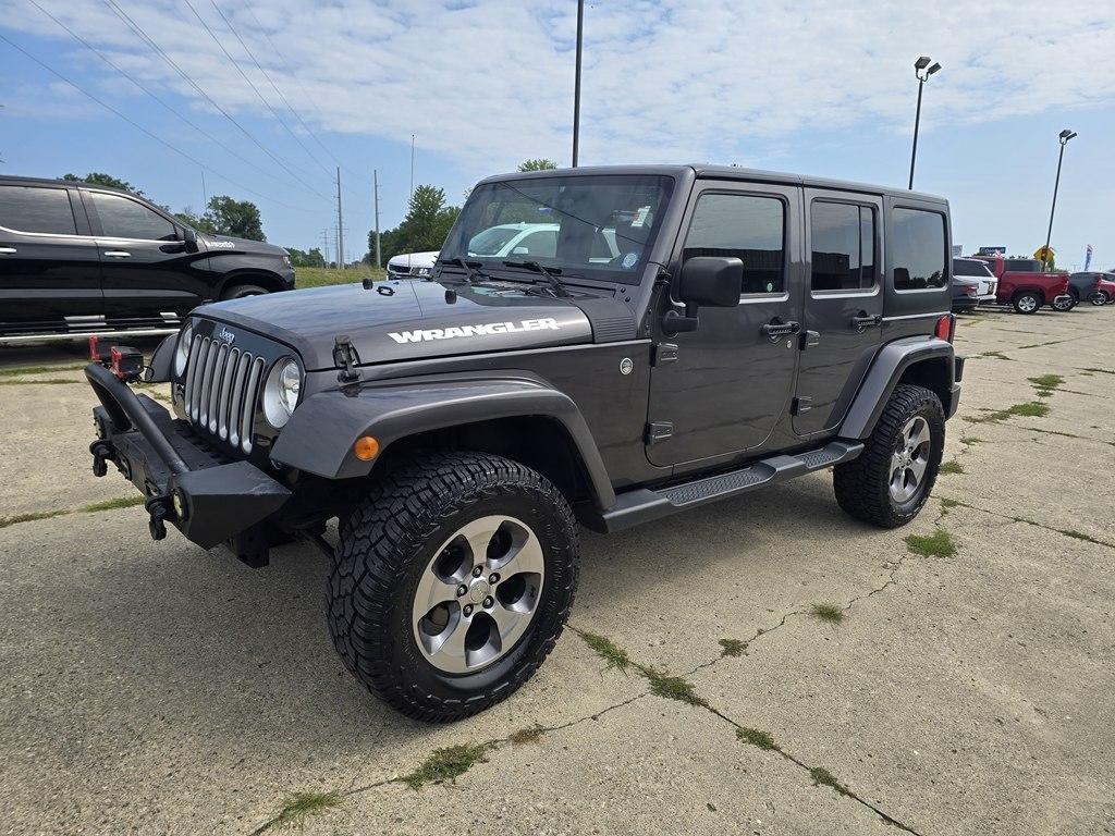 2016 Jeep Wrangler Unlimited 4WD 4dr Sahara