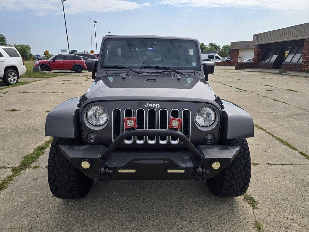 Jeep Wrangler Unlimited 4WD 4dr Sahara 2016
