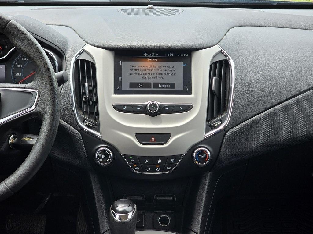 Chevrolet Cruze 4dr Sdn 1.4L LS w/1SB 2017