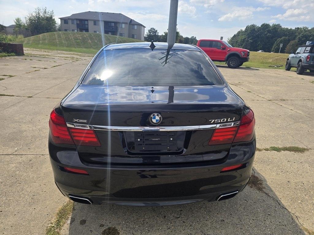 BMW 7 Series 4dr Sdn 750Li xDrive AWD 2015