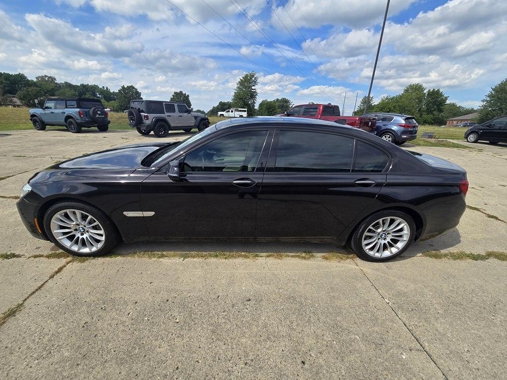 BMW 7 Series 4dr Sdn 750Li xDrive AWD 2015
