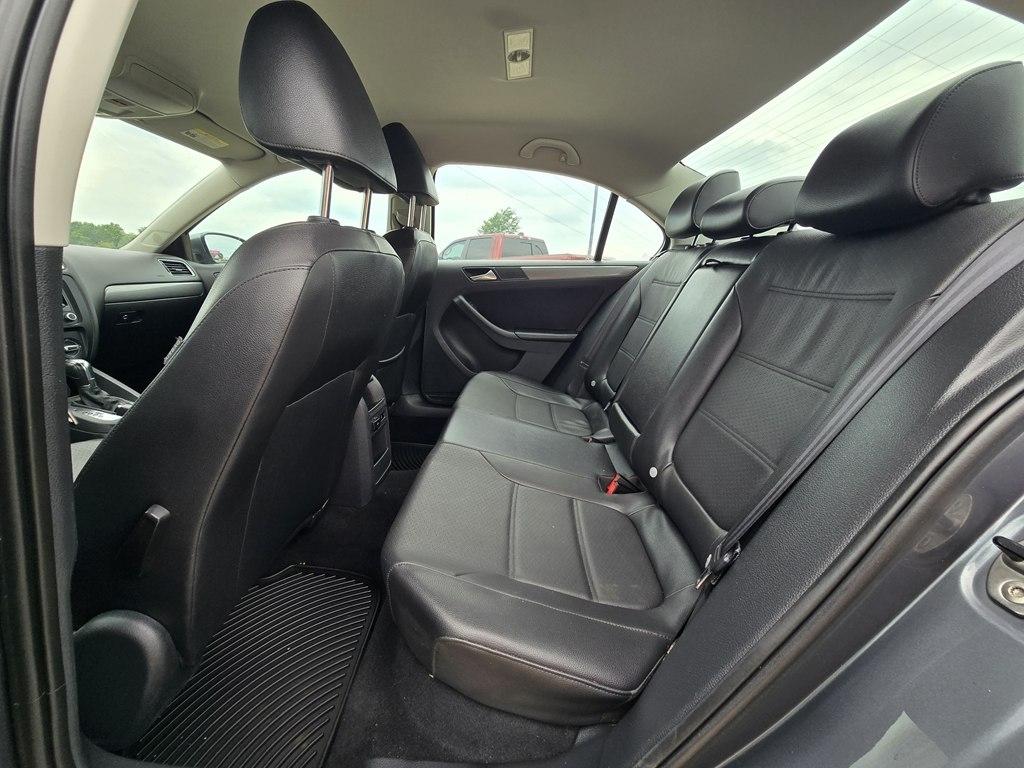 Volkswagen Jetta Sedan 4dr DSG TDI 2014