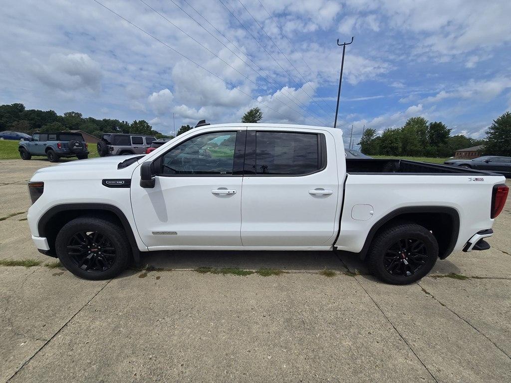 GMC Sierra 1500 4WD Crew Cab 147" Elevation w/3SB 2022