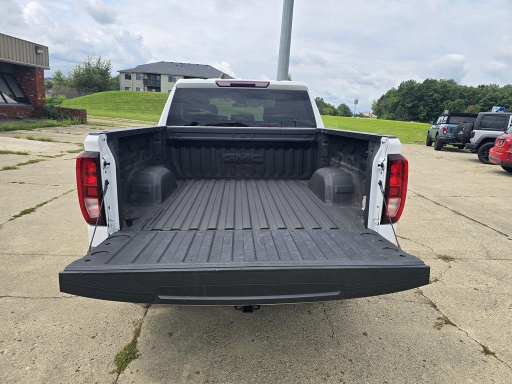 GMC Sierra 1500 4WD Crew Cab 147" Elevation w/3SB 2022