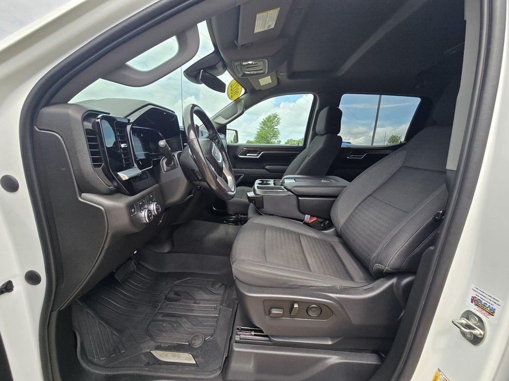 GMC Sierra 1500 4WD Crew Cab 147" Elevation w/3SB 2022