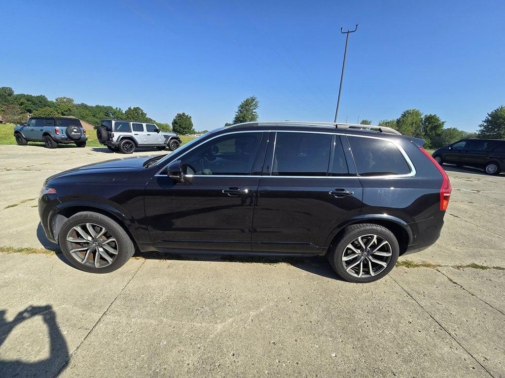 Volvo XC90 T5 AWD 7-Passenger Momentum 2018