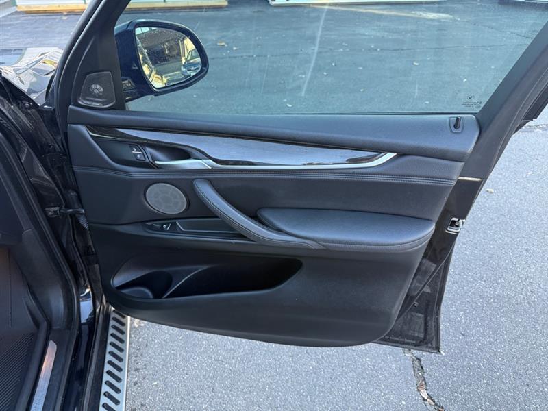 BMW X5 xDrive50i 2014