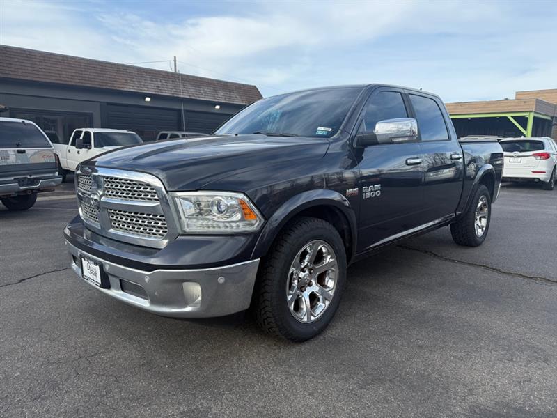 2015 RAM 1500 Laramie Crew Cab SWB 2WD