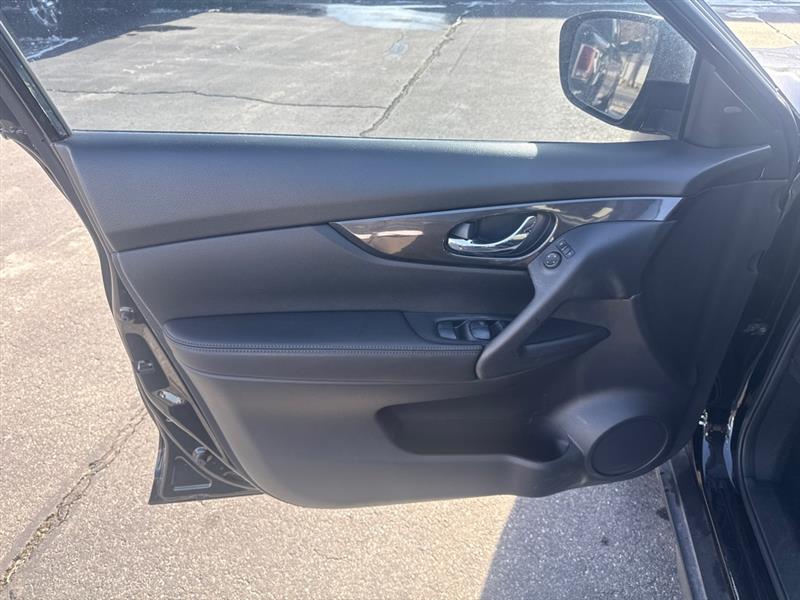 Nissan Rogue SV AWD 2018