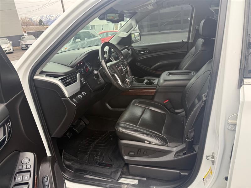 GMC Yukon SLT 4WD 2017