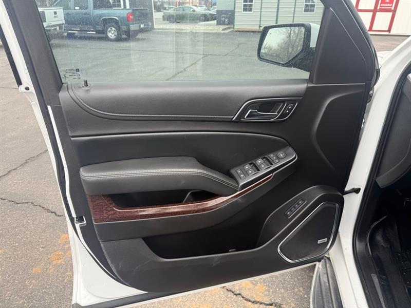 GMC Yukon SLT 4WD 2017