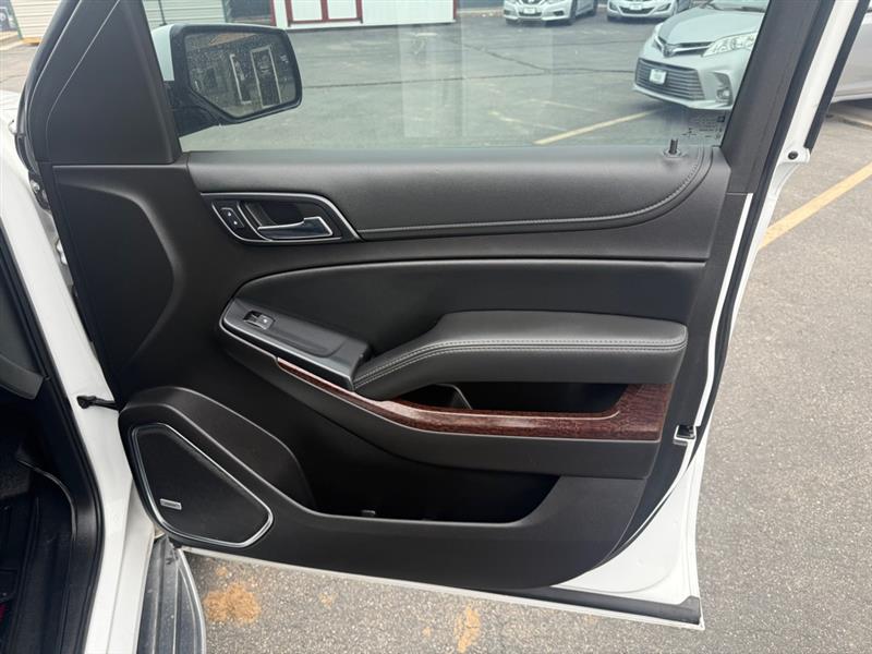 GMC Yukon SLT 4WD 2017