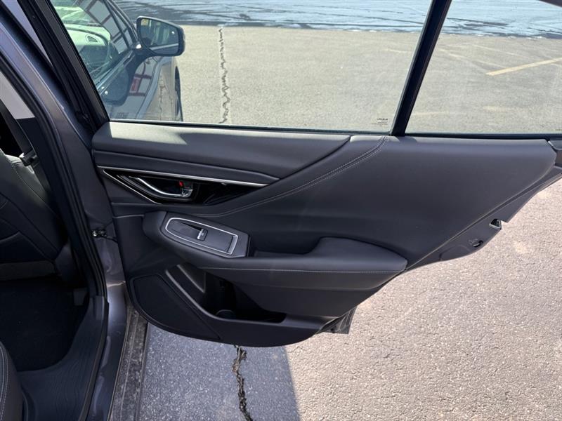 Subaru Legacy Limited XT 2021