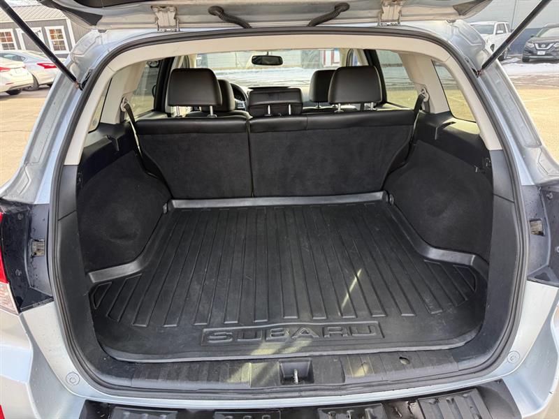 Subaru Outback 3.6R Limited 2012