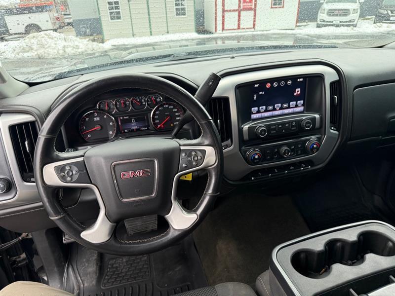 GMC Sierra 2500HD SLE Crew Cab 4WD 2016