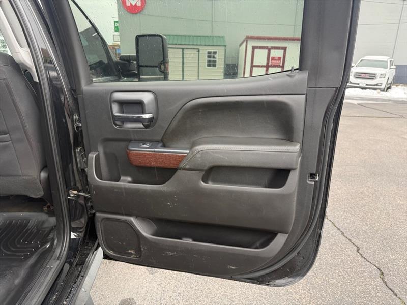 GMC Sierra 2500HD SLE Crew Cab 4WD 2016